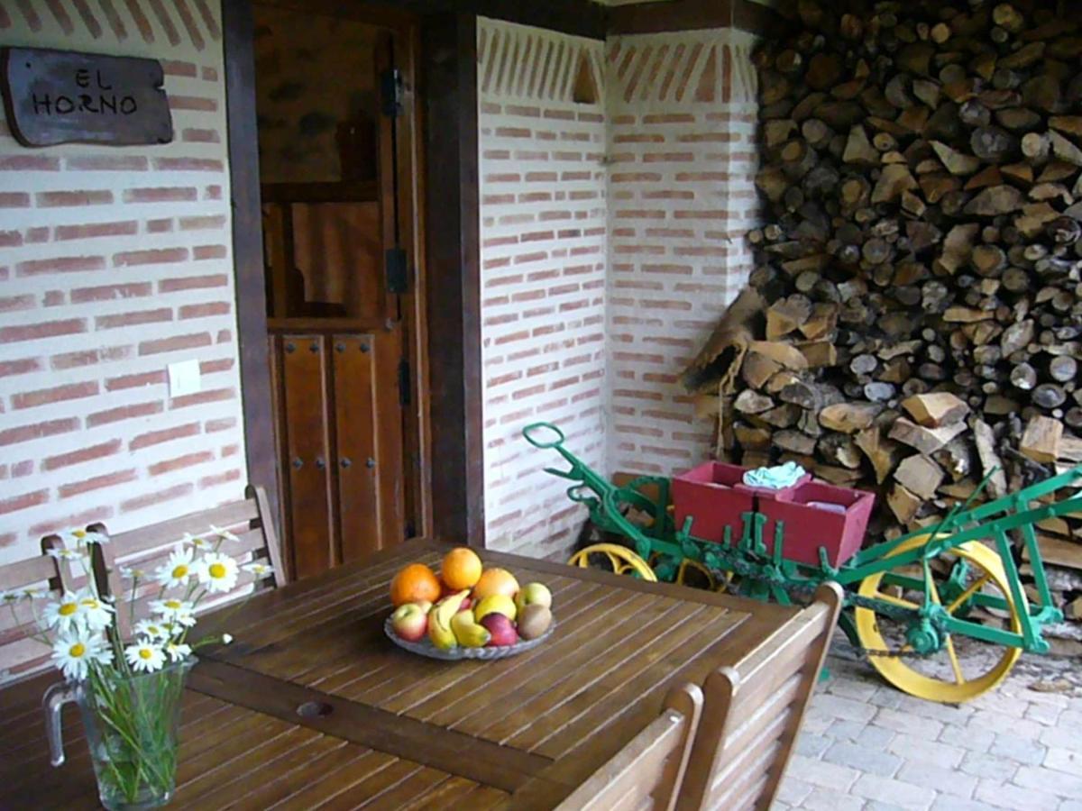 Apartamentos Rurales Casa Lafuente Luquiano Exterior photo